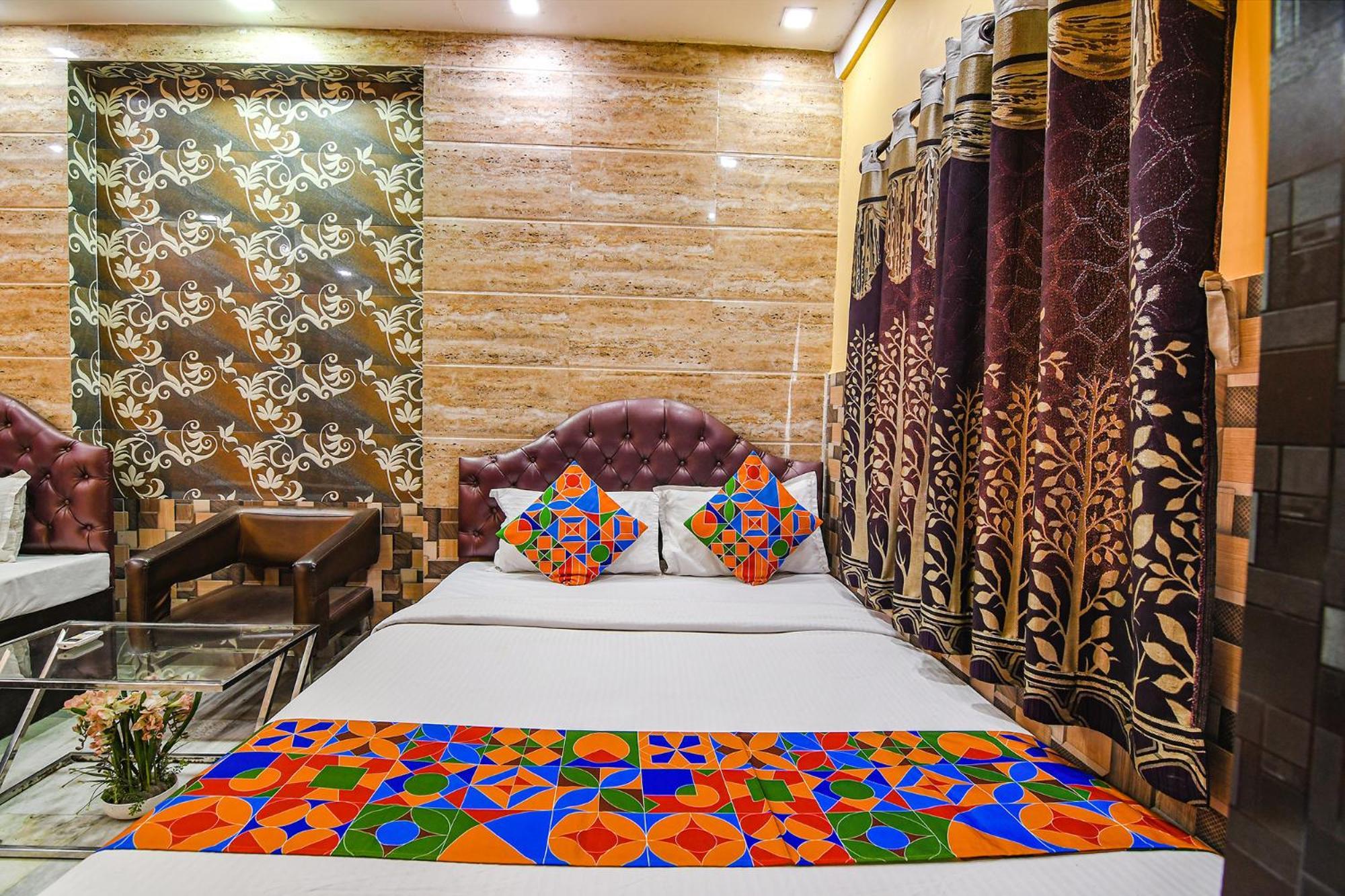 Fabexpress Nest - Nr Park Street Metro Station Hotel Kolkata Exterior photo