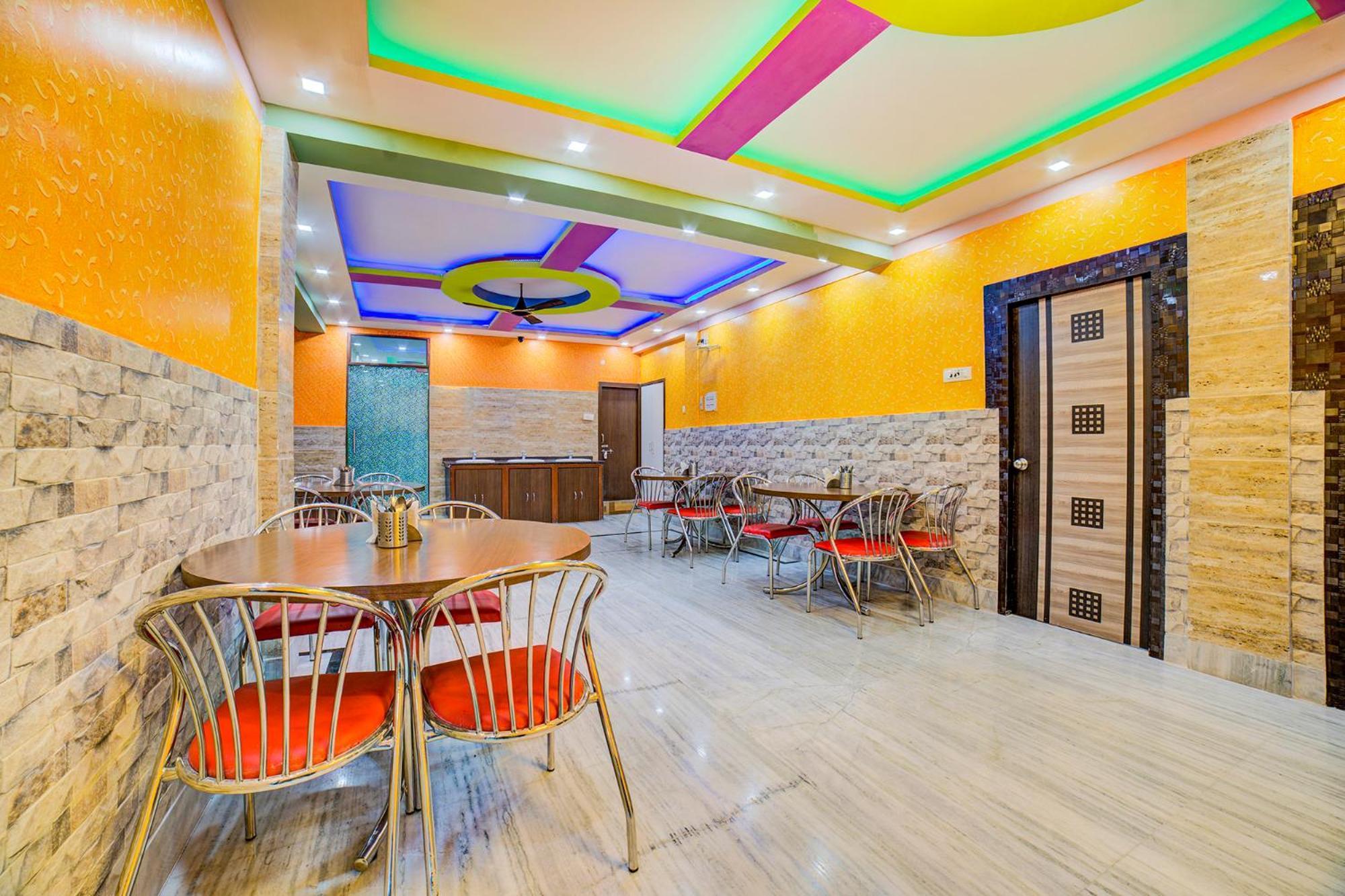 Fabexpress Nest - Nr Park Street Metro Station Hotel Kolkata Exterior photo