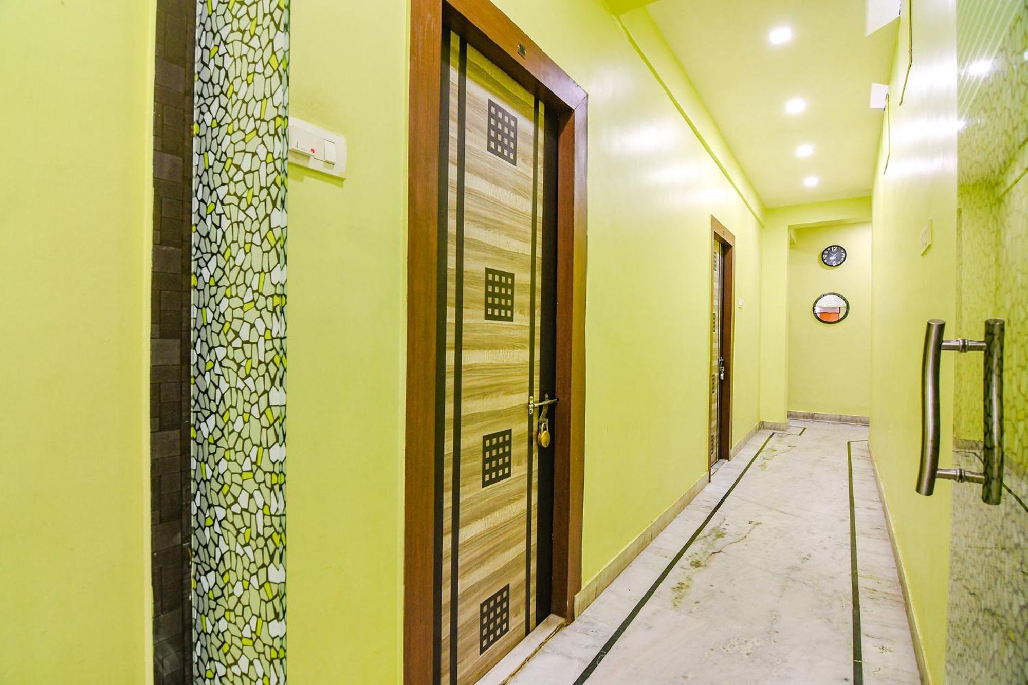 Fabexpress Nest - Nr Park Street Metro Station Hotel Kolkata Exterior photo